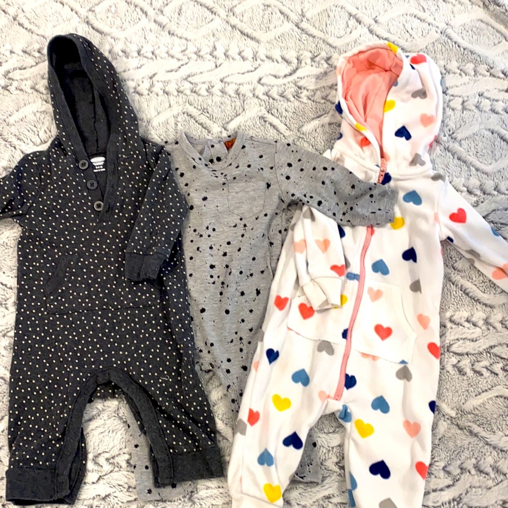 Baby long sleeve onsies